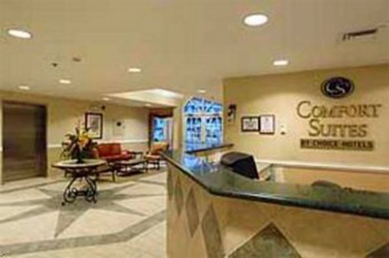 Hampton By Hilton Grand Cayman Seven Mile Beach George Town Exterior foto